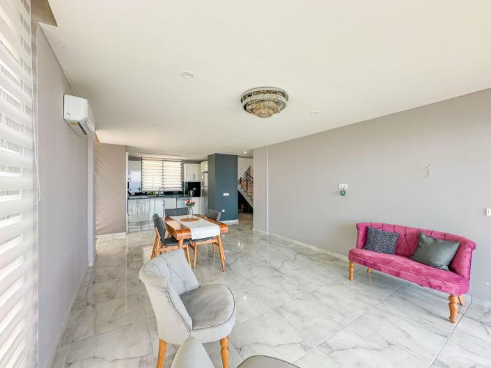 Image No.20-5 Bed Villa for sale