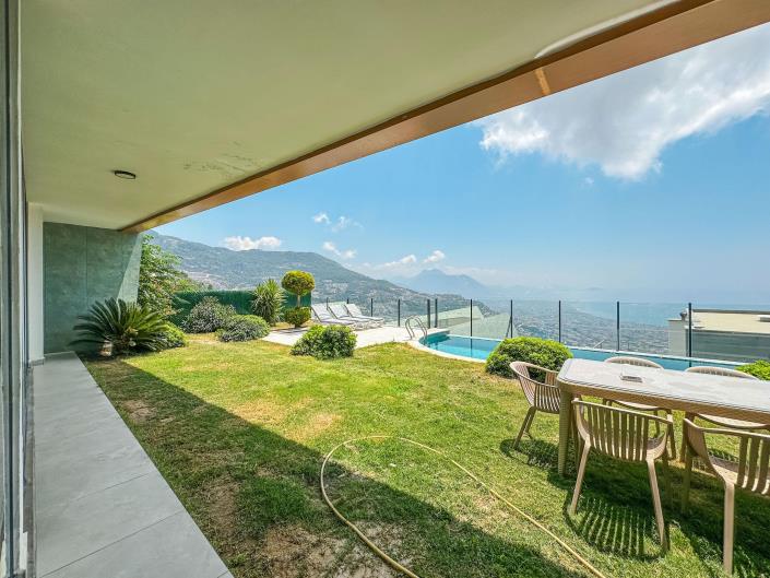 Image No.21-5 Bed Villa for sale