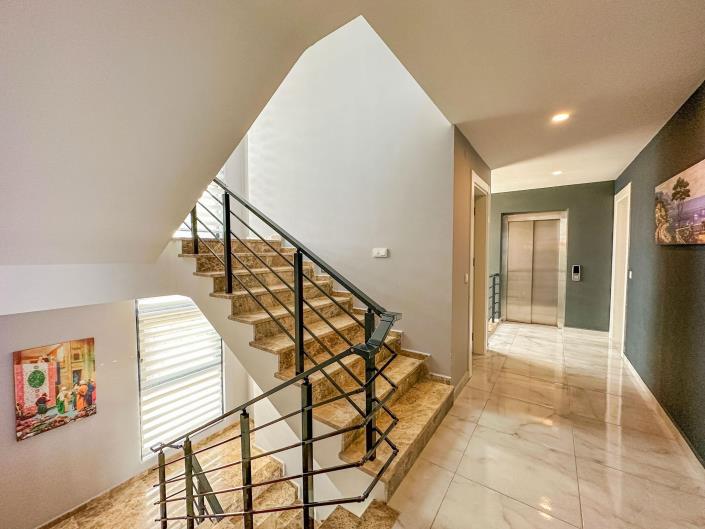 Image No.24-5 Bed Villa for sale