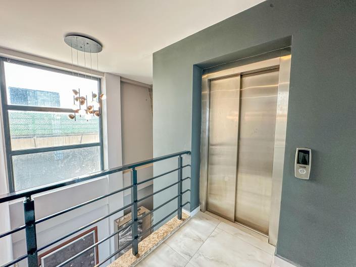 Image No.29-5 Bed Villa for sale