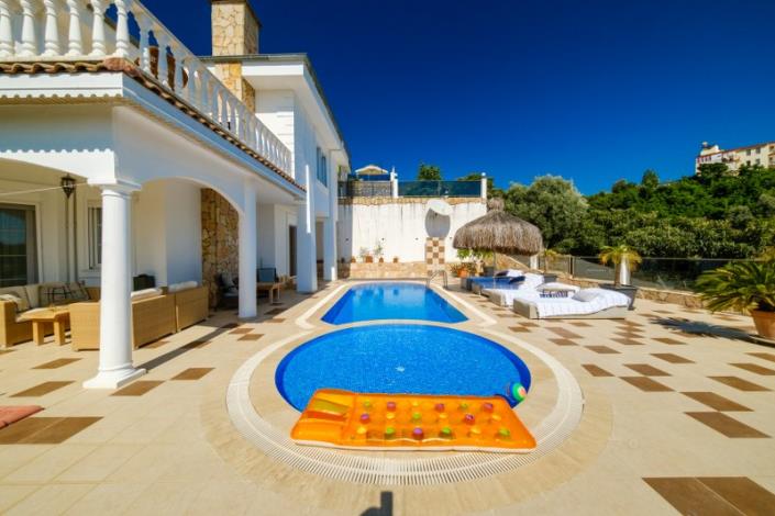 Image No.18-4 Bed Villa for sale