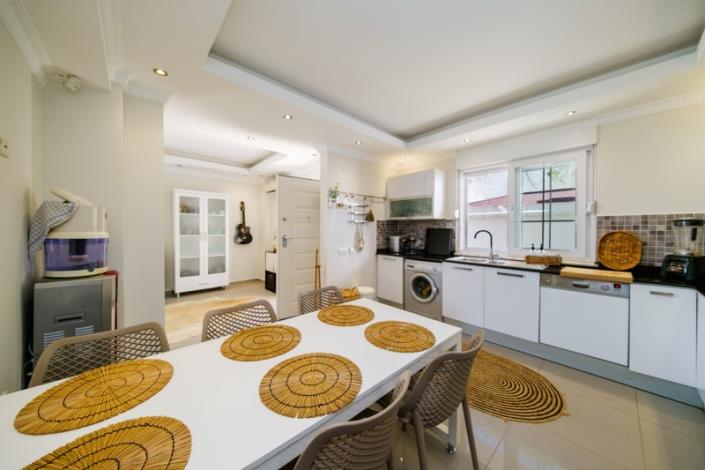 Image No.6-4 Bed Villa for sale