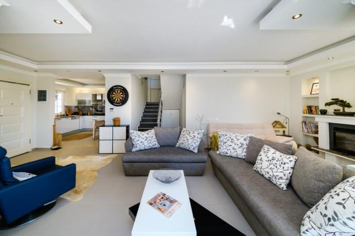 Image No.10-4 Bed Villa for sale