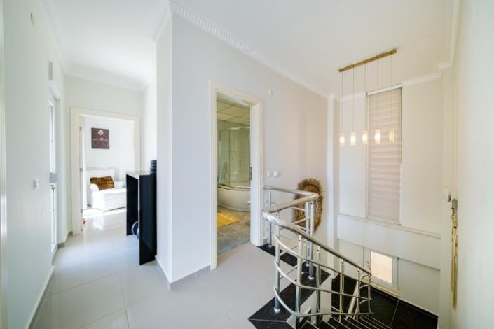 Image No.27-4 Bed Villa for sale