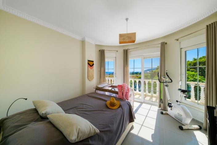 Image No.37-4 Bed Villa for sale