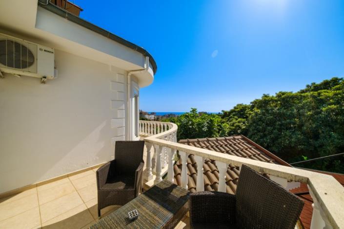 Image No.40-4 Bed Villa for sale