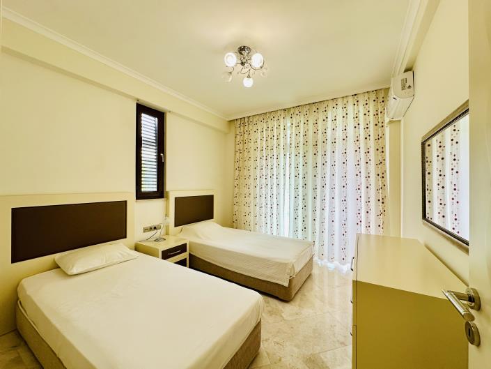 Image No.7-3 Bed Villa for sale