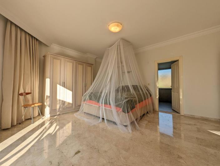 Image No.14-5 Bed Villa for sale