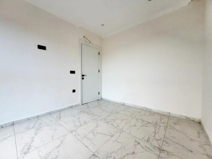 Image No.16-1 Bed Apartment for sale