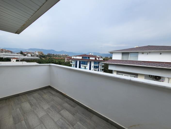 Image No.33-3 Bed Duplex for sale