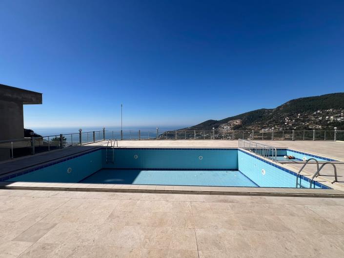 Image No.15-3 Bed Apartment for sale