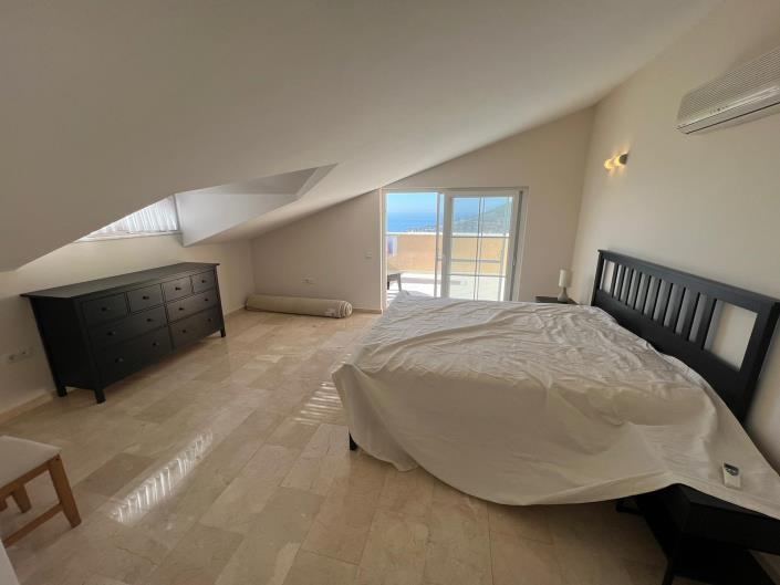 Image No.8-3 Bed Apartment for sale