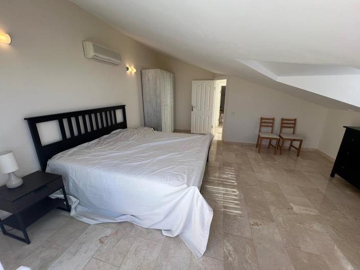 Image No.17-3 Bed Apartment for sale