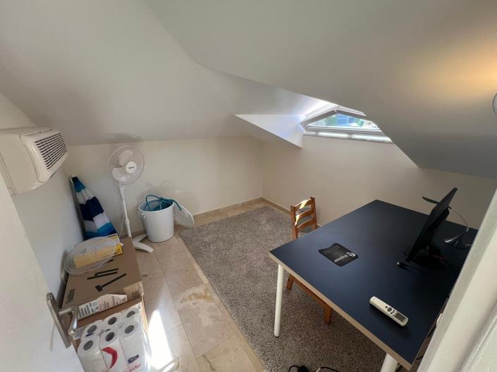 Image No.18-3 Bed Apartment for sale