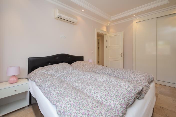 Image No.9-2 Bed Apartment for sale