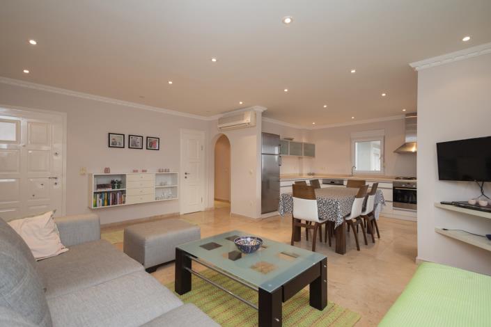 Image No.8-2 Bed Apartment for sale