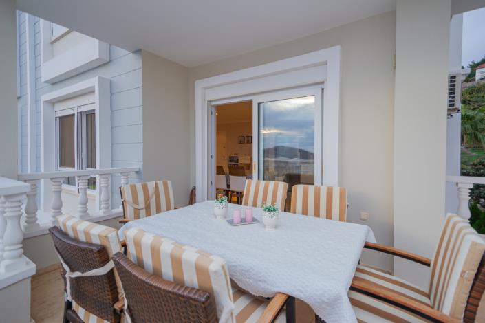 Image No.12-2 Bed Apartment for sale