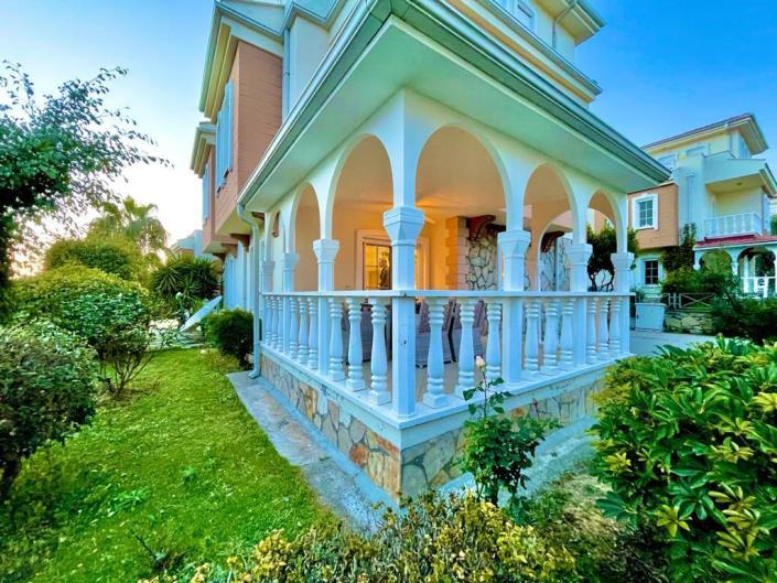 Image No.13-3 Bed Villa for sale