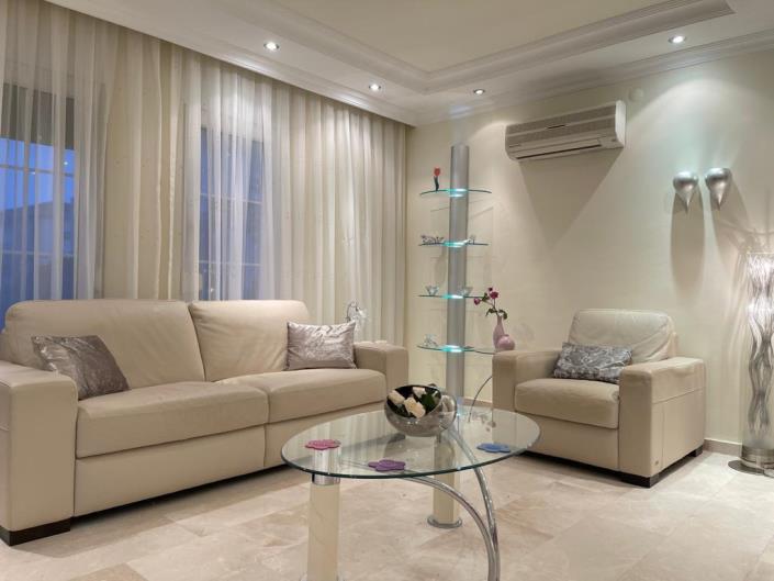 Image No.19-3 Bed Villa for sale