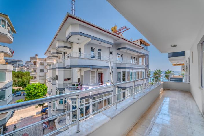 Image No.5-3 Bed Apartment for sale