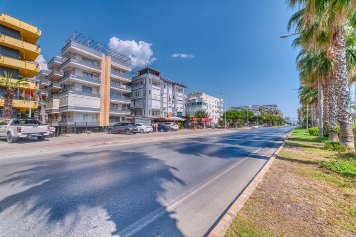 Image No.24-3 Bed Apartment for sale