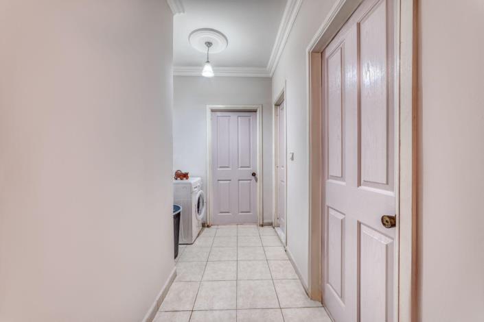 Image No.9-3 Bed Apartment for sale