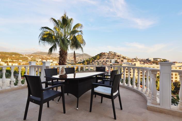 Image No.10-4 Bed Villa for sale