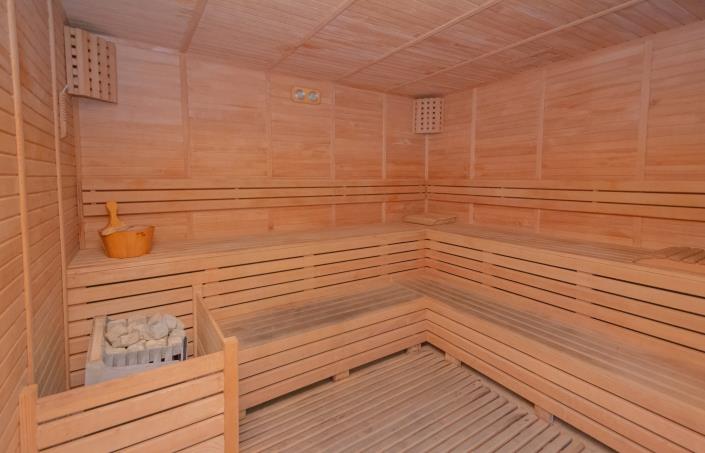 Image No.56-4 Bed Villa for sale