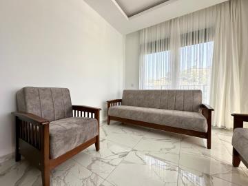 4b8bb9db-39bb-4f64-b040-cfe7b11f4599