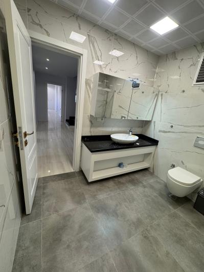 Image No.14-4 Bed Duplex for sale