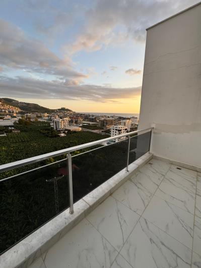 Image No.36-4 Bed Duplex for sale