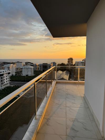 Image No.48-4 Bed Duplex for sale