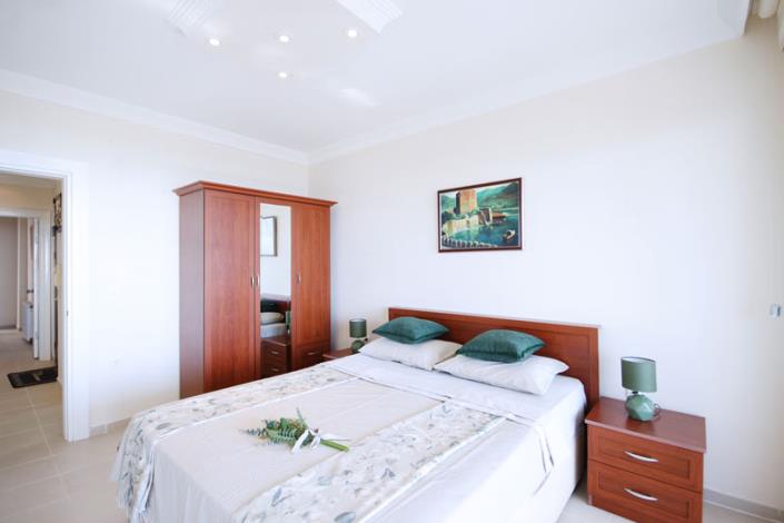 Image No.16-3 Bed Apartment for sale