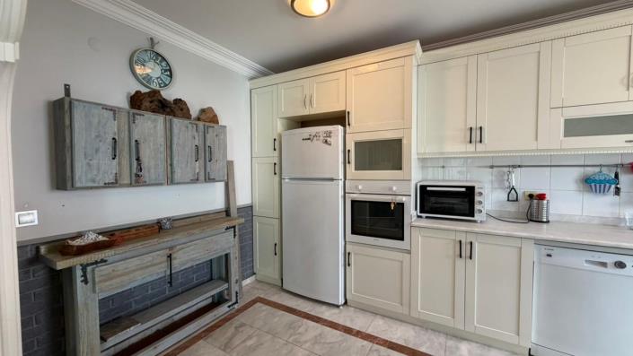 Image No.11-2 Bed Apartment for sale