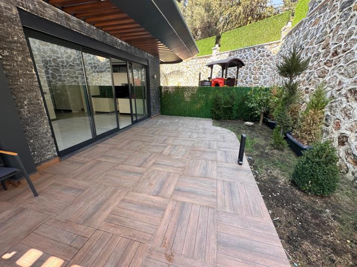 Image No.14-2 Bed Apartment for sale