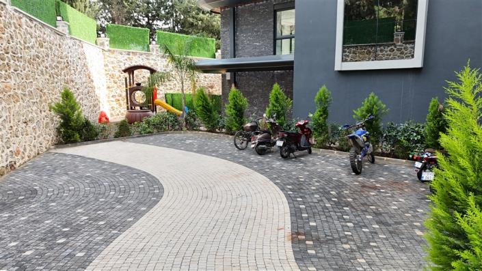 Image No.19-2 Bed Apartment for sale