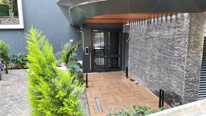 Image No.20-2 Bed Apartment for sale