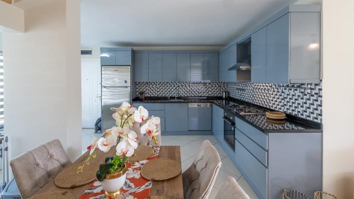 Image No.4-4 Bed Duplex for sale