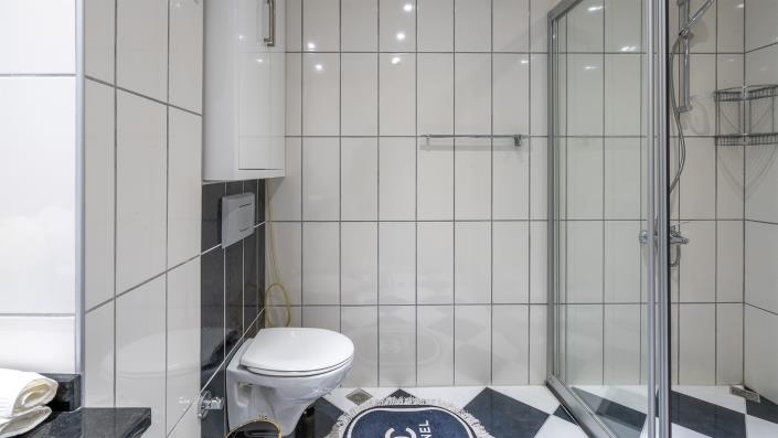 Image No.25-4 Bed Duplex for sale