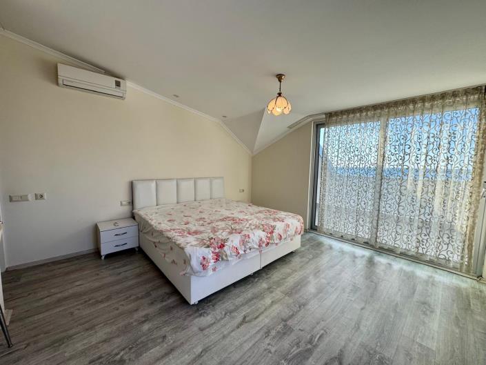 Image No.16-Duplex de 4 chambres à vendre à Kargicak