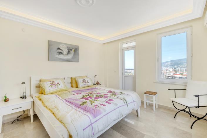 Image No.18-3 Bed Duplex for sale