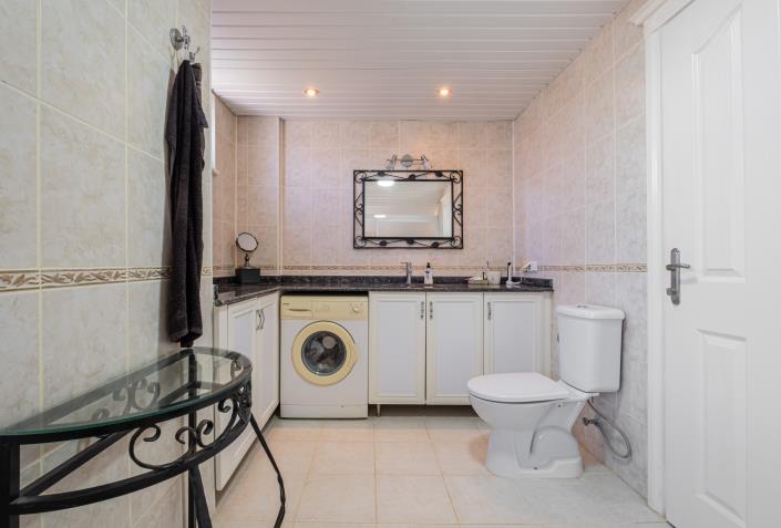 Image No.25-3 Bed Duplex for sale