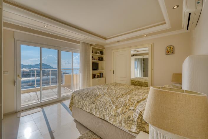 Image No.19-2 Bed Apartment for sale