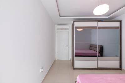 4db9e1ed-82c8-4be9-8a42-475a2fec93b1