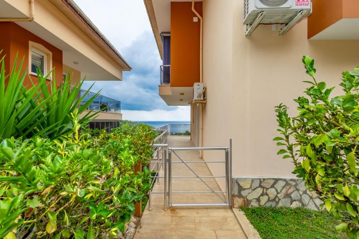 Image No.29-3 Bed Duplex for sale