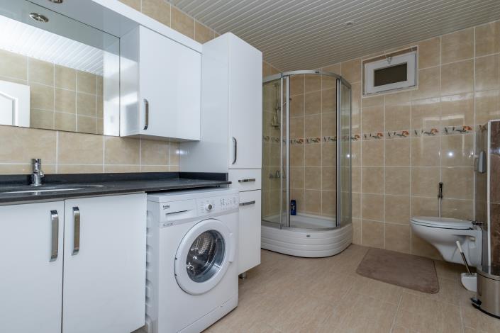 Image No.25-3 Bed Duplex for sale