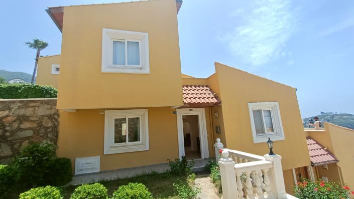 Image No.2-4 Bed Villa for sale