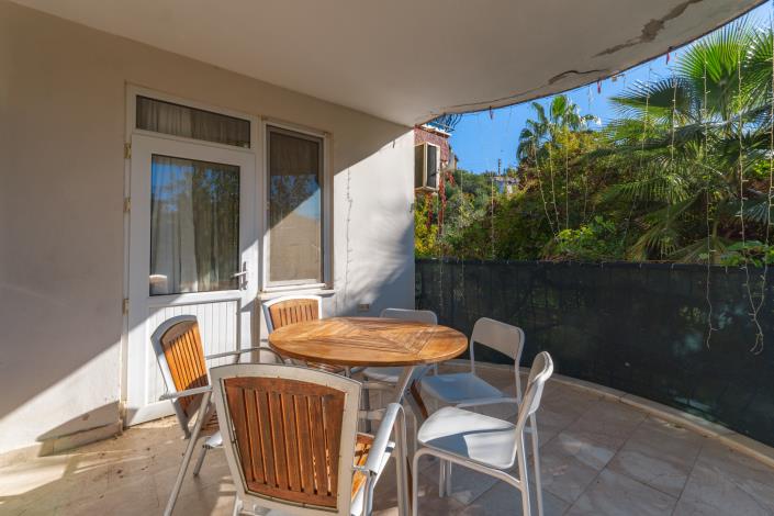 Image No.12-2 Bed Apartment for sale