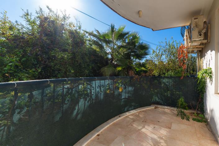 Image No.19-2 Bed Apartment for sale