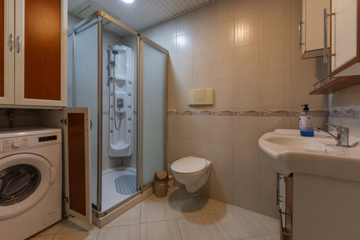 Image No.21-2 Bed Apartment for sale